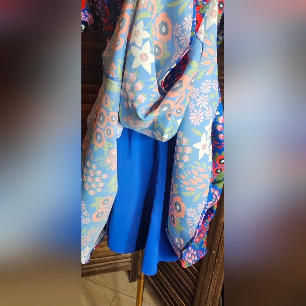AMUR Blue Floral Puff Sleeve Cutout Mini Dress Size 00 Summer Party Wedding - Picture 11 of 12